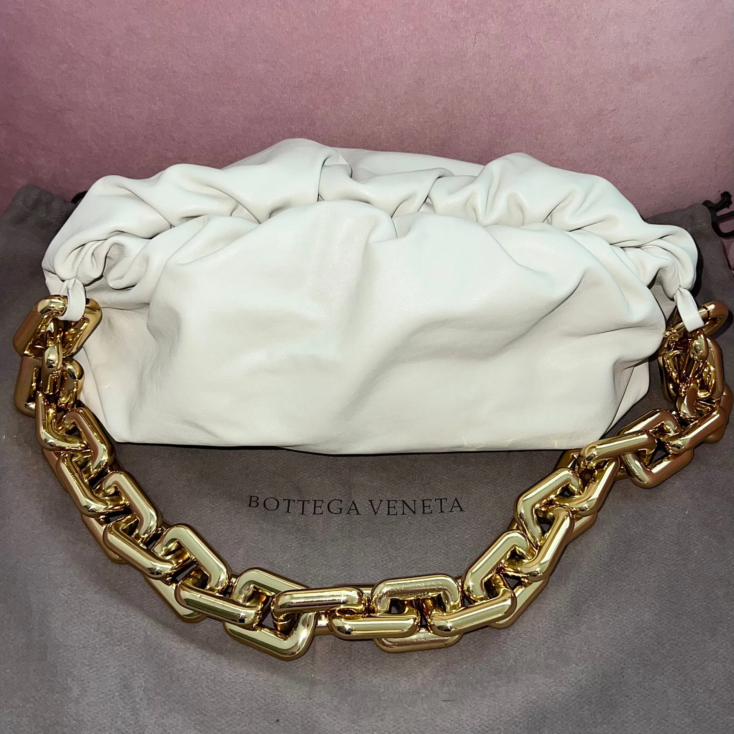 BOTTEGA VENETA  'The Chain Pouch' Clutch