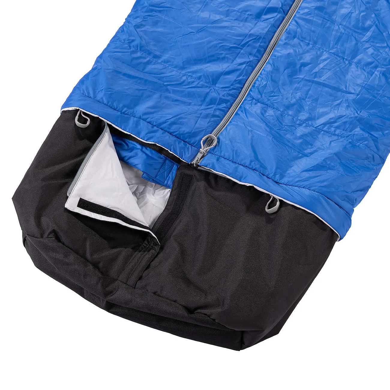 Cozybag Zippy - our extra wide sleeping bag with sleeves