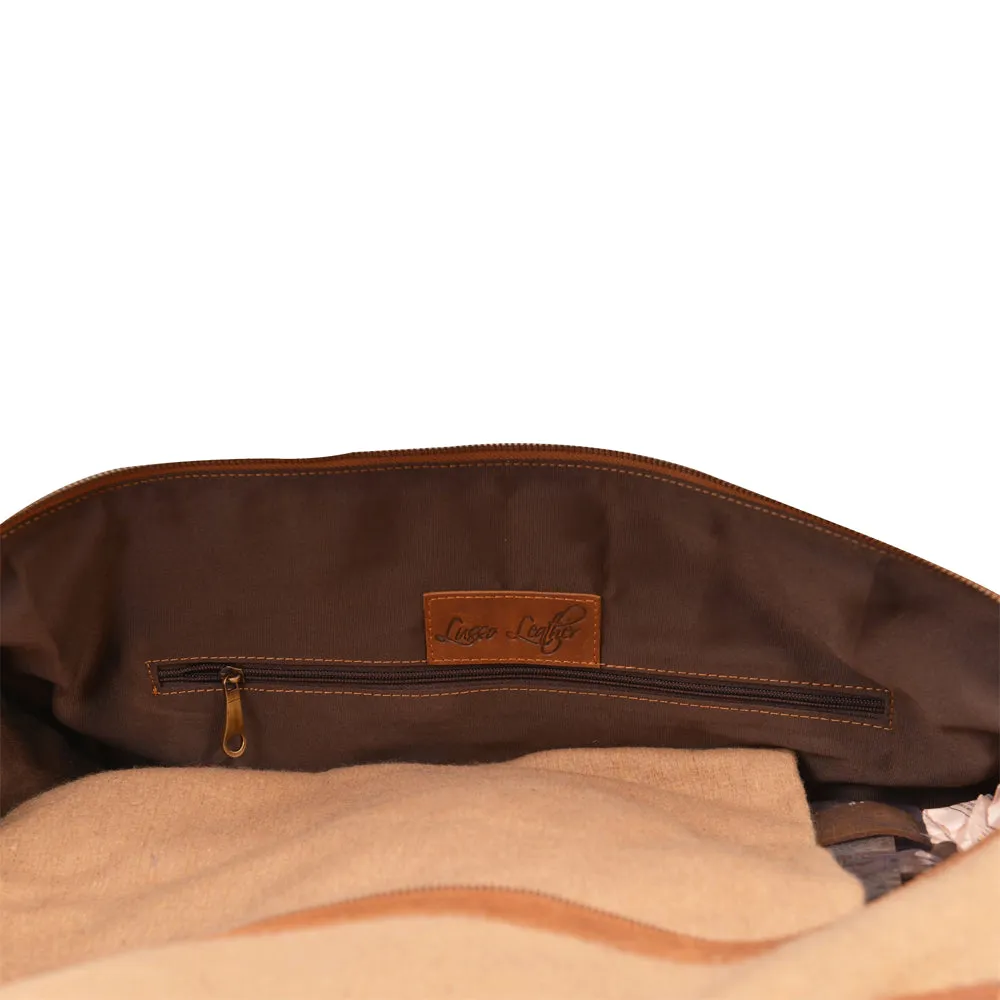 Meza's wool duffel bag with Leather Trim