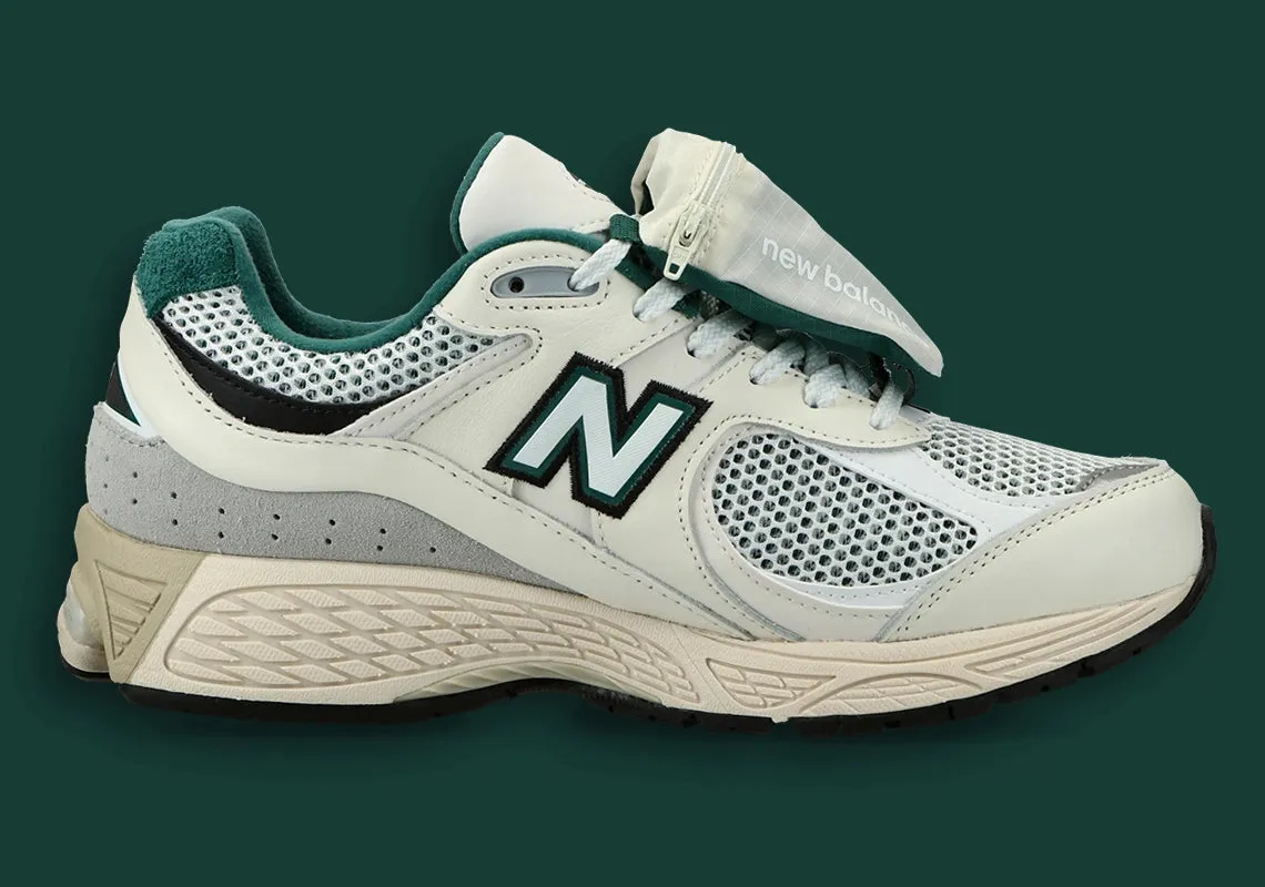 New Balance 2002R Vintage Teal Pouch