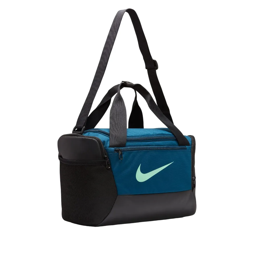 Nike 25 liter Brasilia gym bag DM3977-460 blue black green