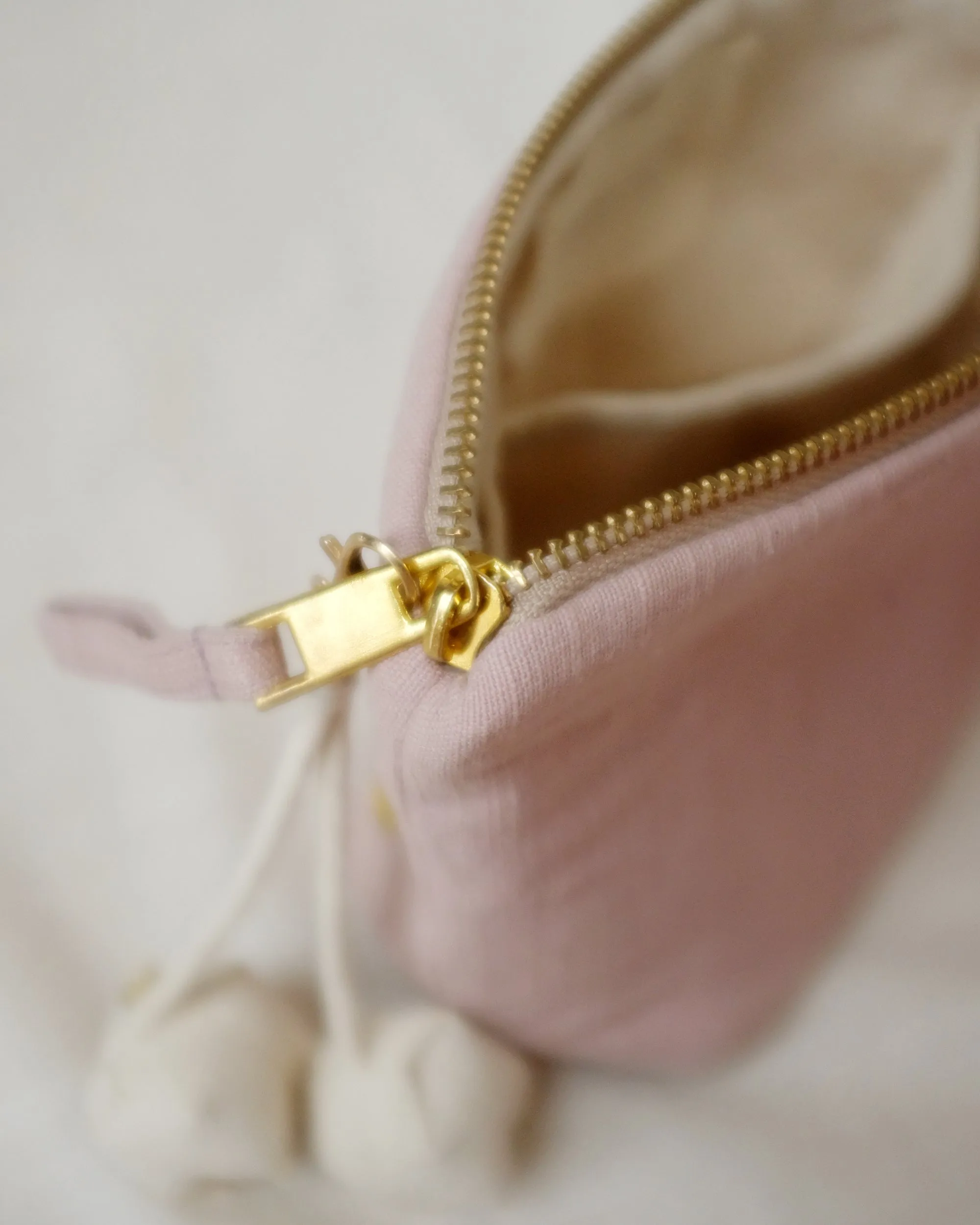 #ReMadeRight - Sakura Pouch