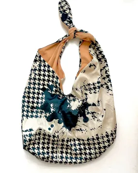 The Blank Canvas Market Bag- Neutral Houndstooth Splatter